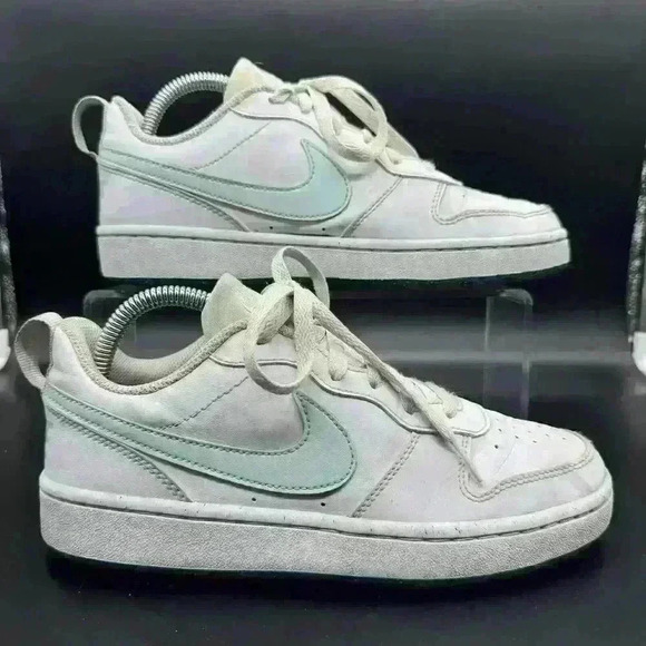 NIKE COURT BOROUGH LOW 'ICE TEAL' BIG KIDS SIZE 6Y WOMENS SIZE 7.5 - Picture 1 of 7